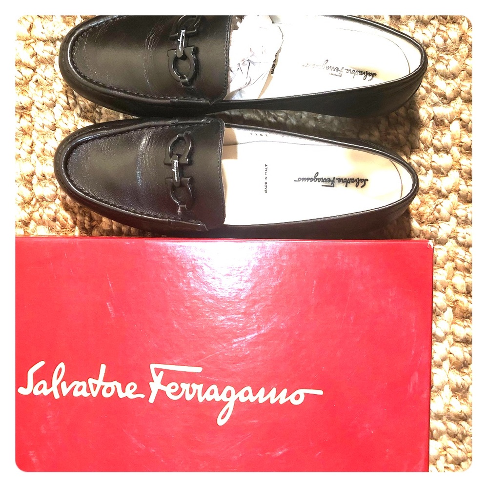 Like New Salvatore Ferragamo Loafer Flats